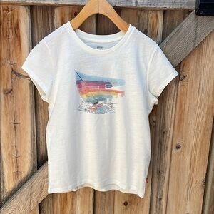 Levi's White Short Sleeve Tee with Graphic Design